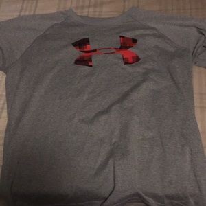 Under armour shirt